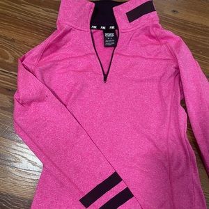 VS PINK Pullover